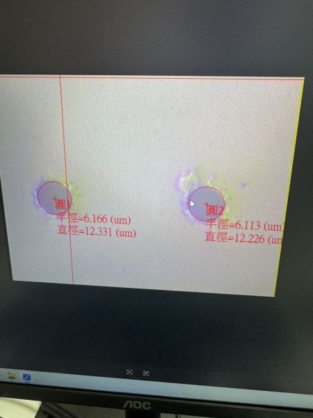 PI üzerindeki Lazer Mikro-Delik Açılmış Delikler - PI üzerindeki lazer mikro delik açılmış mikro deliklerin çapı 10-15 um'dir.